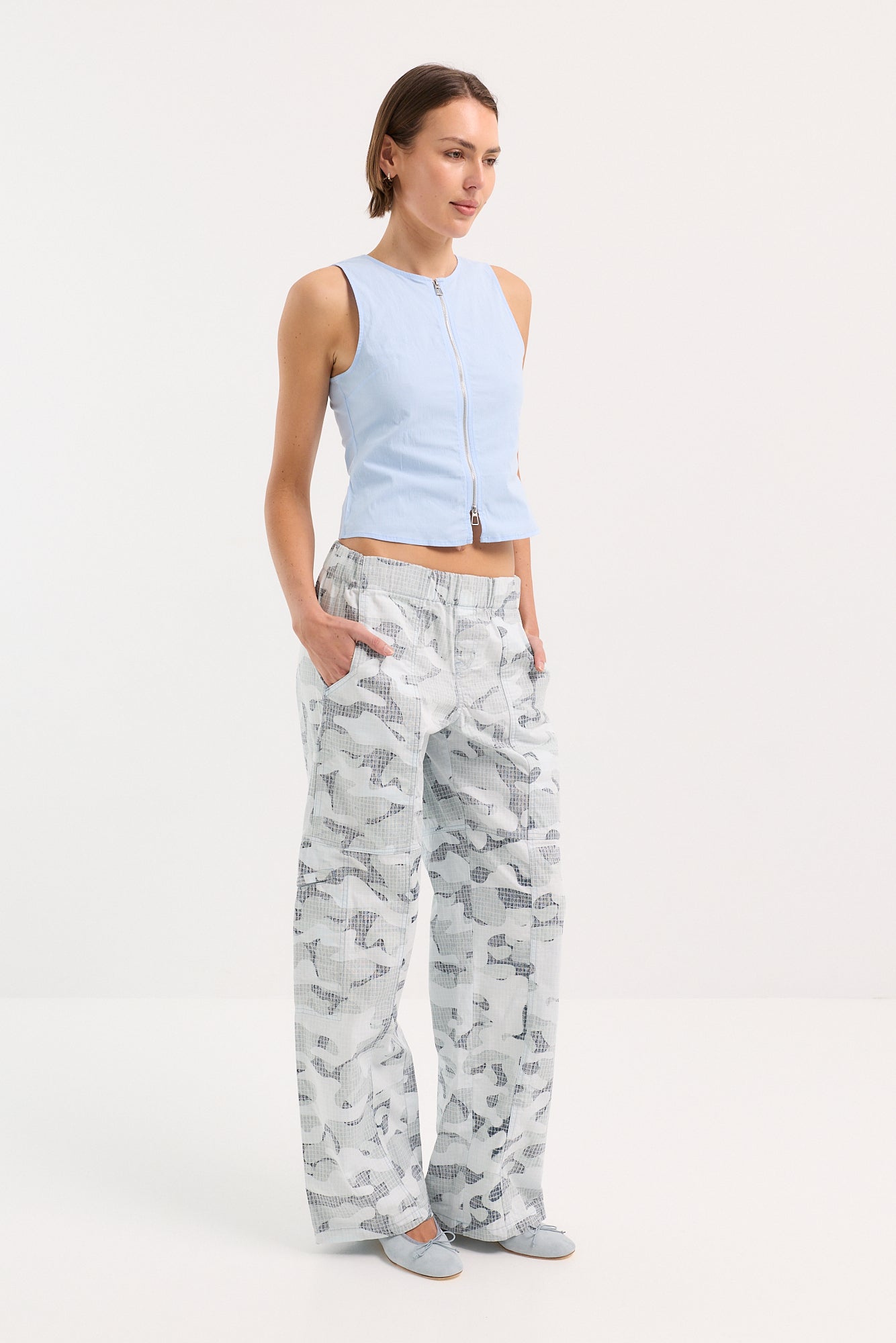 Versatility Pant Blue Camo